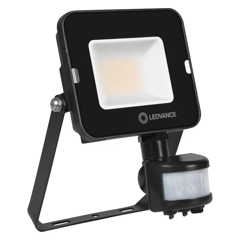 ОСР.LED Прожектор COMPACT SYM100 прожектор със сензор 20w/840 4000K 230V IP65 черен Ledvance 575288